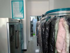 加盟干洗店干洗设备怎么选  选择品质优越的